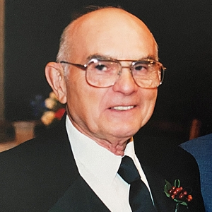 Lawrence "Larry" A Kalina