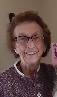 Lorraine M Komro